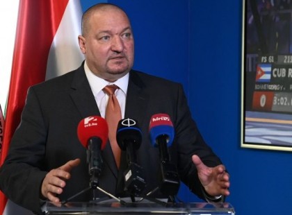 Németh Szilárd büszkén kijelentette: Magyarország az egyetlen európai ország, ahol a háztartásokat a rezsicsökkentés védi!Tömegesen jönnek haza a magyarok külföldről mert itthon jobb az élet