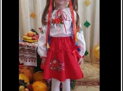 Gyászol az ország! Míg te aludtál, ennek a tündéri kislánynak a poklok poklát kellett átélni, mielőtt a halál megváltásként elragadta