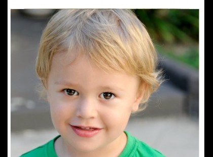 Bántalmazás miatt meghalt Danika ! 2,5 évet élhetett !Letartóztatták a nevelőanyát