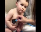 A doktornő vizsgálni kezdi a 9 hónapos babát. Az anyuka olyan pillanatot kapott lencsevégre, amivel még orvos nem találkozott a világon!