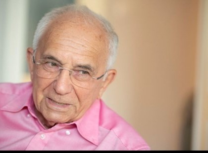 ÉG ÖNNEL MŰVÉSZÚR!Vitray Tamástól kell búcsúznunk…