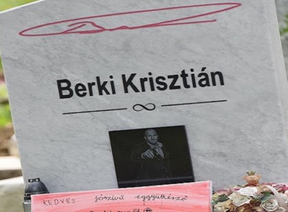 Csodálatos dolgot helyezett Berki kislánya apja sírjára halála évfordulóján. A szívünk szakad meg
