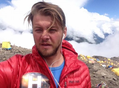 Újabb magyar hegymászónak veszett nyoma a Himaláján.. Csaba is oxigén nélkül vágott neki, de sajnos..