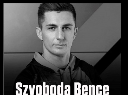 Szívszorító részletek Szvoboda Bence temetéséről!Felbőgtek a motorhangok.