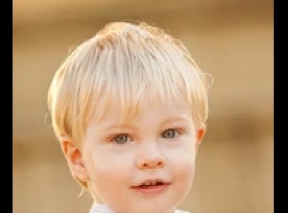 Szívszorító tragédia: Meghalt egy autóban hagyott gyermek a forróságban