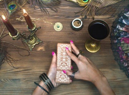 A Cigánykártya augusztusi jóslata a csillagjegyeknek