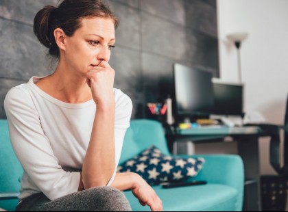 Anyósom a szennyesben turkálva meglátott valamit a bugyimon, amiért a férjemmel együtt ki akarnak dobni otthonról