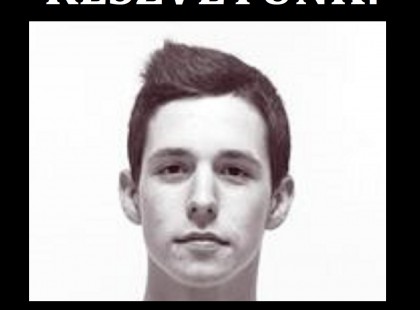 Meghalt Novák Áron