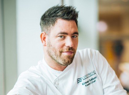 Veresegyházán kapták lencsevégre Krausz Gábort a szakítás után, nem akárkivel volt – fotó