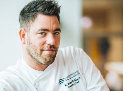 Krausz Gábort Veresegyházán kapták lencsevégre a szakítás után, nem akárkivel volt – fotó