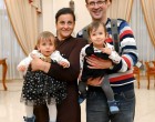 Éva és a párja is meghalt autóbalesetben..az ikerbabák árván maradtak