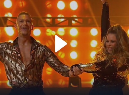 Király Linda úgy rázta a csípőjét a parketten, hogy a zsűri és a közönség sikítva őrjöngött!