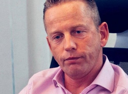 Hatalmas verést kapott Schobert Norbi !Csak erős idegzetűeknek