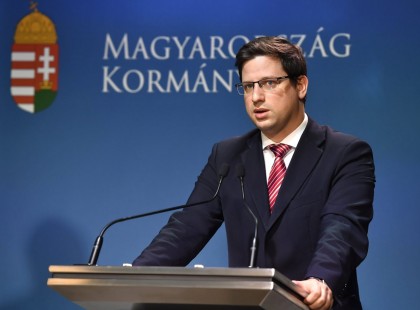 Fontos! 2023-ban lesz 13. havi nyugdíj: olyan szám érkezett, amit a magyar nyugdíjasok el sem hisznek