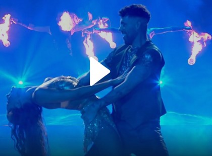 Felrobbantja a netet Krausz Gáborék tüzes tánca- csak úgy izzott köztük a levegő!