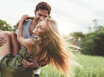 Három csillagjegy, akire rátalál a Nagy Ő novemberben!