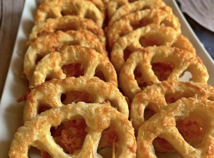 Isteni finom, könnyű sajtos perecet sütöttem – A fiúk egy pillanat alatt eltüntették