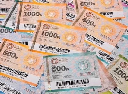 Most jelentették be : EZ LESZ idén a KARÁCSONYI Erzsébet utalvány helyett a magyar nyugdíjasoknak, 65 év felettieknek :