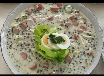 A legfinomabb szilveszteri étel : Majonézes, virslis lencsesaláta