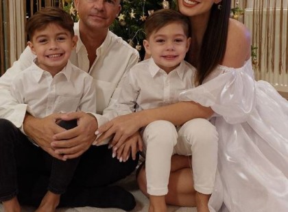 Cooky és párja Debóra karácsonyfája idén biztos a legszebbek között volt! A fotókon látszik, milyen káprázatos lett!