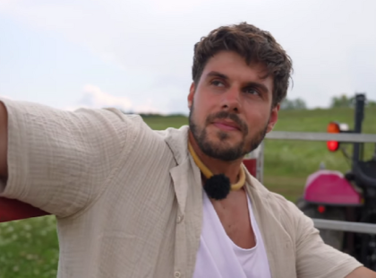 A TV2 ismert személyisége, Vajda Johnny most először nyilatkozott a nyilvánosságnak!