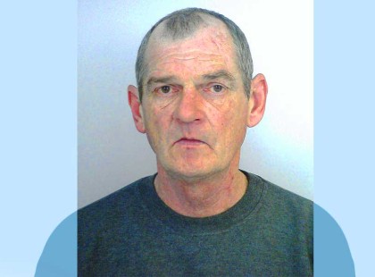 HAJTÓVADÁSZAT! Ez a férfi lehet a tószegi kettős gyilkosság elkövetője.