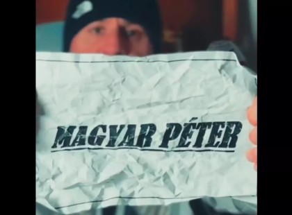 Kiosztották Magyar Pétert. Dopeman páros lábbal szállt bele a bilitborító Péterbe-videó