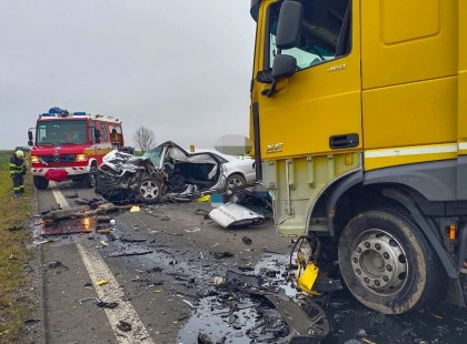 Óriási baleset! Frontálisan ütközött egy kamionnal a magyar énekes, itt vannak a részletek