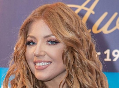 Tolvai Reni hatalmas nagy lufikkal jelentette be, özönlenek a jókívánságok