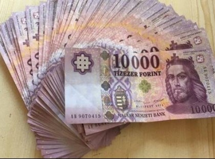 Örömhír érkezett az időseknek! Jön az extra nyugdíj – Ha ebben az évben születtél, Neked is jár