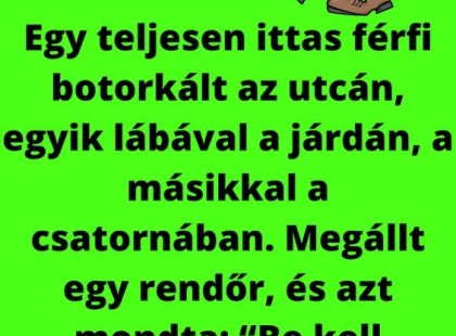 Egy teljesen ittas férfi sántikál az utcán