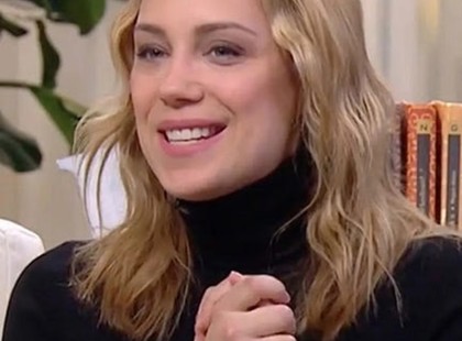 1 perce érkezett: Kiss Ramóna gömbölyödő pocakkal jelentette be