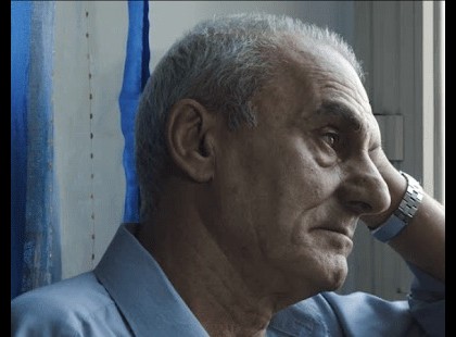 Szívszorító! Hazafelé utaztam a vonaton, amikor egy megtört, sírdogáló bácsi ült be mellém a kabinba. Megkérdeztem tőle, hogy mi a baj - Válasza egy életre szóló lecke volt, pedig csak Ez a 2 mondat volt...