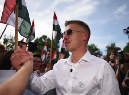 1 perce érkezett a hír Magyar Péterről