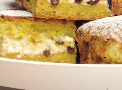 5 perces kevert túrós, tészta nyújtás nélkül! Csak keverd össze a hozzávalókat és süsd meg