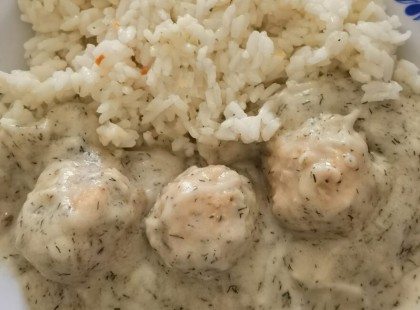 Mai ebéd:Húsgombóc kaporszósszal, elképesztően finom lett-család kedvence <3