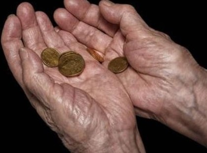 A néni nem tudta kifizetni a csirkecombot: szó szerint megjegyeztem, mit mondott neki a boltvezető, annyira meglepett