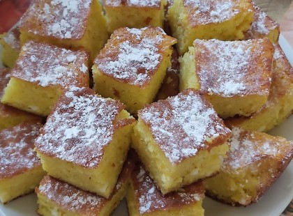 Pihe puha túrós kocka, lehet bele mazsolát is tenni