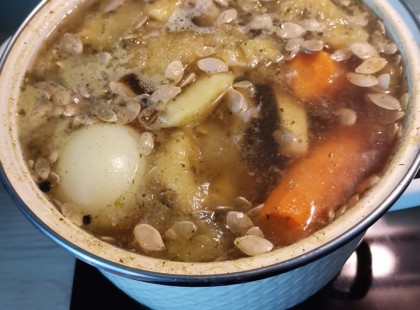 Kipróbáltam igaz-e a legenda! ? Tök bélből főztem hamis húslevest, komolyan mondom, nagyon finom lett, recept kommentben