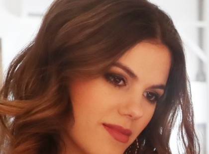 Csobot Adél levetkőzött és megmutatta magát! ...ITT a felvétel – addig nézd meg, amíg le nem törlik!