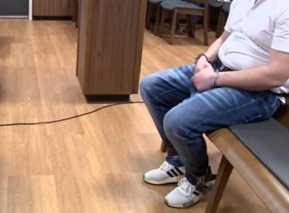 Halálra verte 5 éves gyerekét, mert megette a kekszét