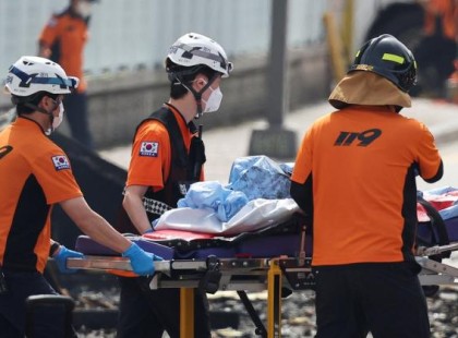 22 halott!Szénné égett holttestek és teljes döbbenet az akkugyárban történt tragédia után.