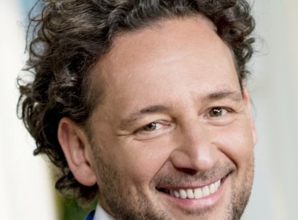 Láttad már Istenes László feleségét? Most végre megmutatta !- Atyaég ilyen gyönyörű nőt még nem láttál!