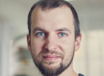 Egy két gyermekes édesapa a Balaton újabb áldozata.. A saját kisgyermekei szeme láttára merült el örökre.. Ugye tudjátok, ki volt Ő: ??