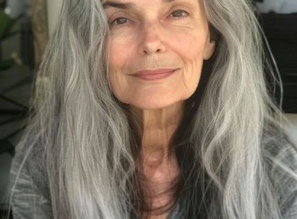 72 évesen megkaptam a menyetől, hogy szégyen ilyen idős korban hosszú hajat viselni! Kérem olvassátok el: