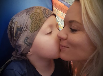 Dominik még elbúcsúzott az édesanyjától, majd örök álomra szenderült... Isten Veled Harcos...