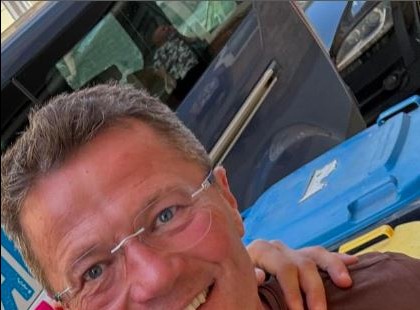 Hihetetlen, milyen gyönyörű Stohl András 19 évvel fiatalabb felesége, Vica! Íme egy közös, szerelmes fotó!