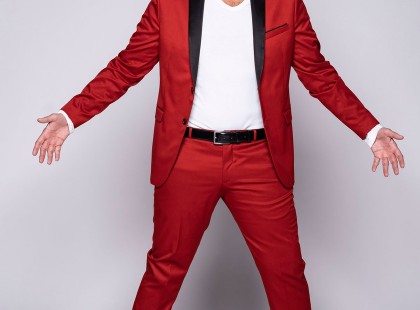 Győzike VETT EGY NAGY MÉLY LEVEGŐT ,majd kijelentette: 