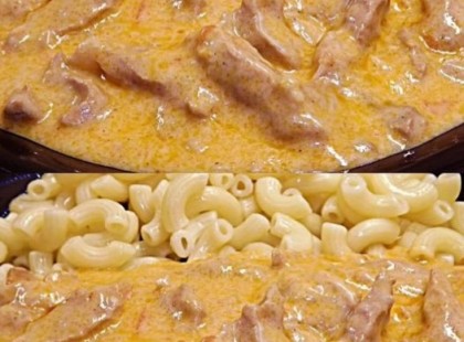 Csikós Tokány Recept - nincs túlbonyolítva, ezért ilyen finom!
   12 dkg füstölt szalonna
    1 fej hagyma
    2 gerezd fokhagyma
    1 db paradicsom
    1 db paprika
    80 dkg sertés lapocka
    1 teáskanál pirospaprika
    1 mokkáskanál  bors
     Ízlés szerint só....
---a teljes recept a hozzászólásoknál---