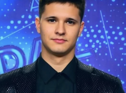 Hihetetlen! Mintha Zámbó Jimmy-t hallanánk, a 19 éves magyar fiú a Király hangszínén énekel